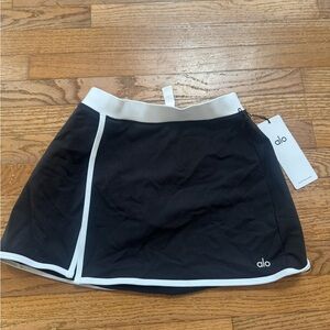ALO Yoga Black and White Skirt NEW